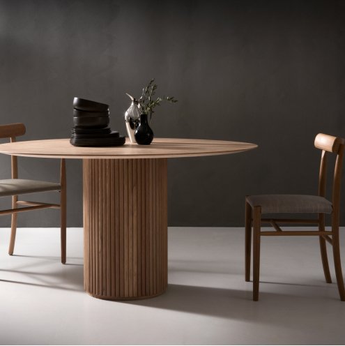 Luxury-designer-room-interiors-tables