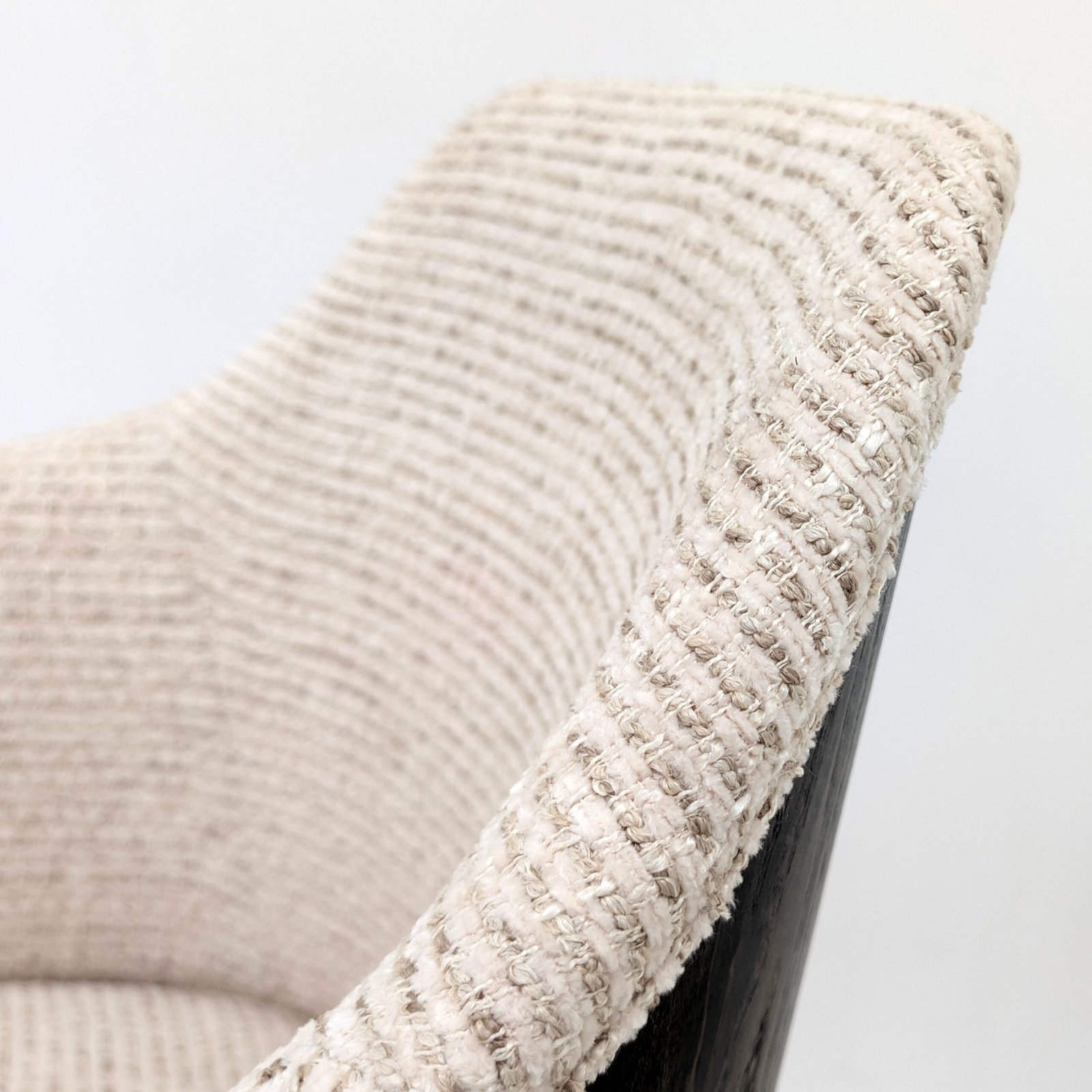 Ram Chair – Off-White Bouclé