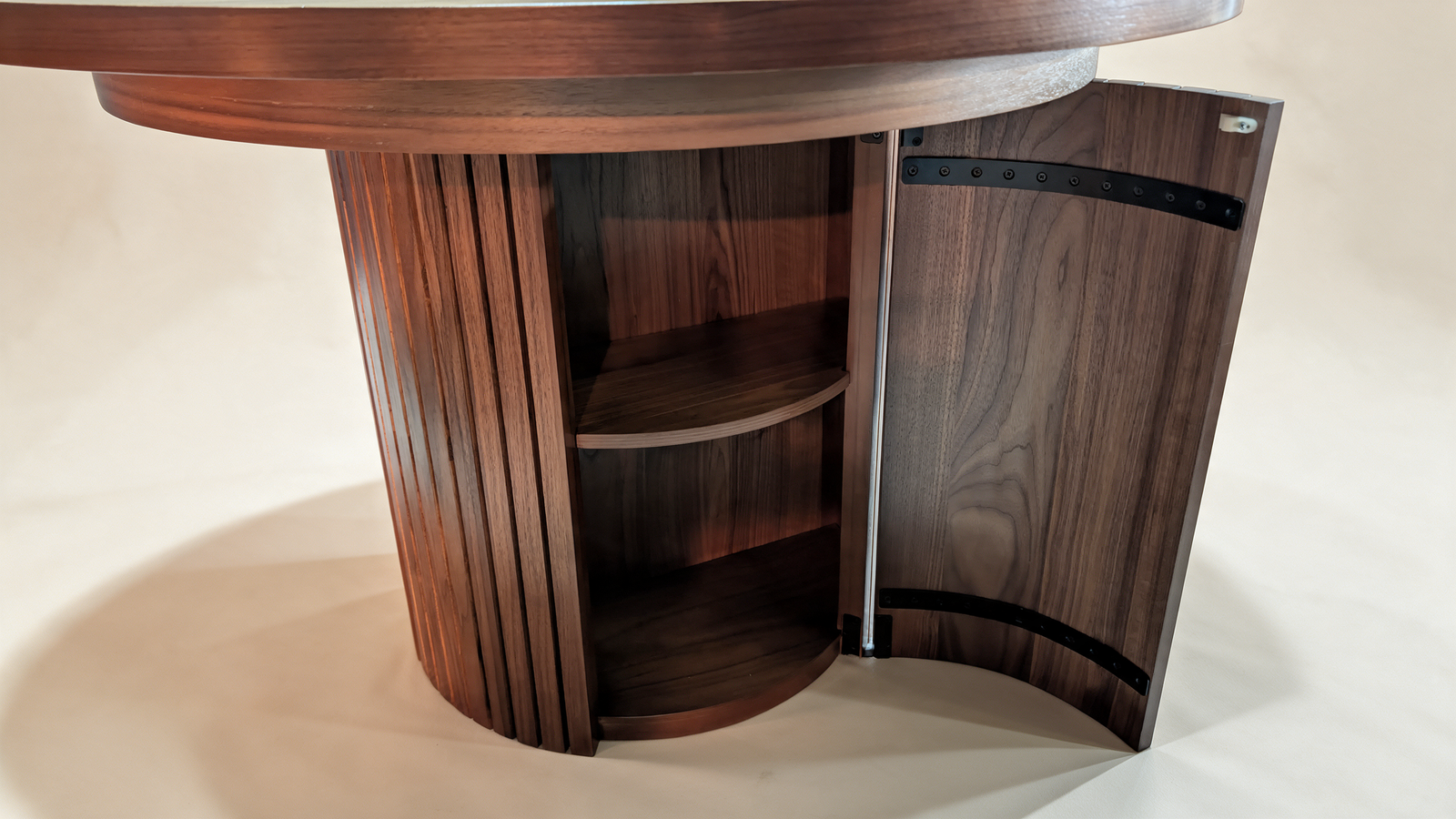 Extendable Round Dining Table with Bench | Transformer