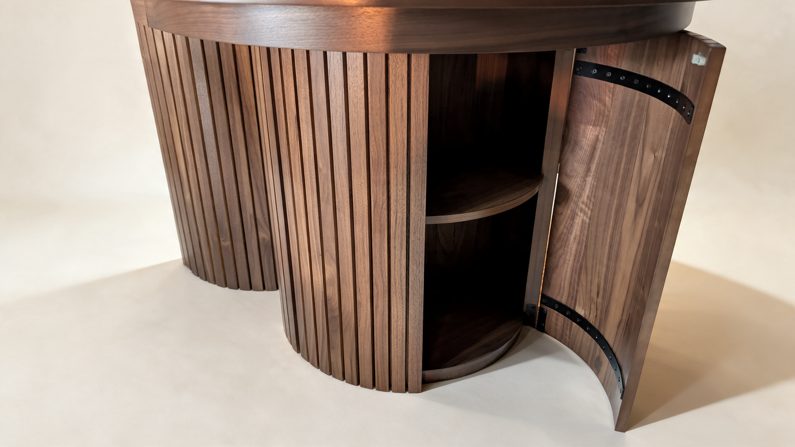 Extendable Round Dining Table with Bench | Transformer