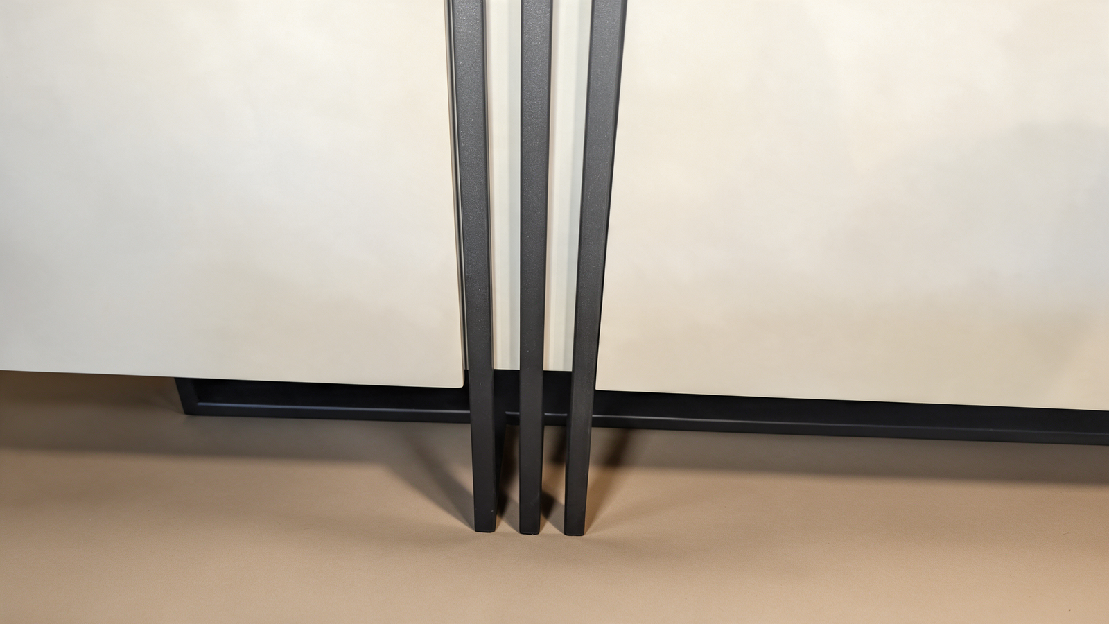 White gloss sideboard – view 9