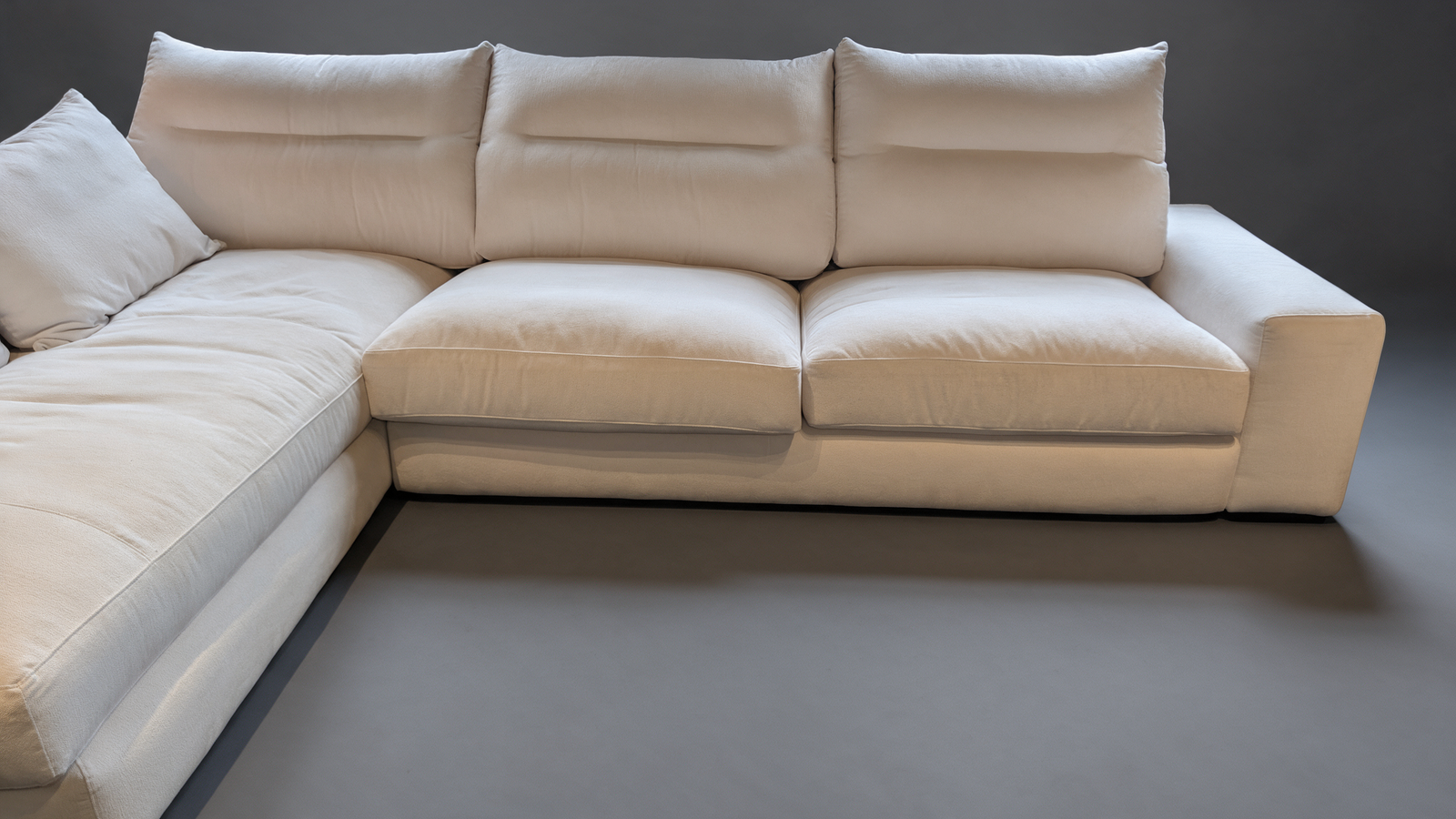 Vejer Corner Sofa with deep Seats