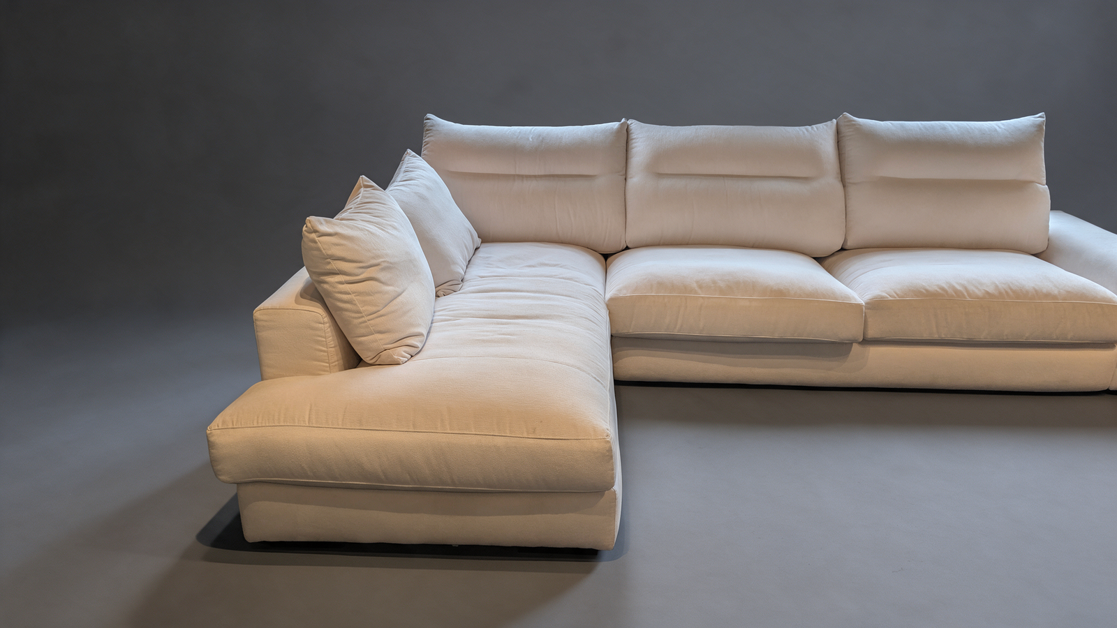 Vejer Corner Sofa with deep Seats